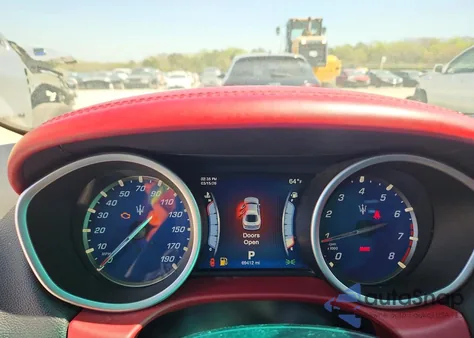 2015 Maserati Ghibli S z USA, uszkodzony, nr VIN ZAM57RTA4F1149391